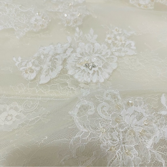 Enzoani Karissa Wedding Dress, Bridal Gown - Picture 16 of 16